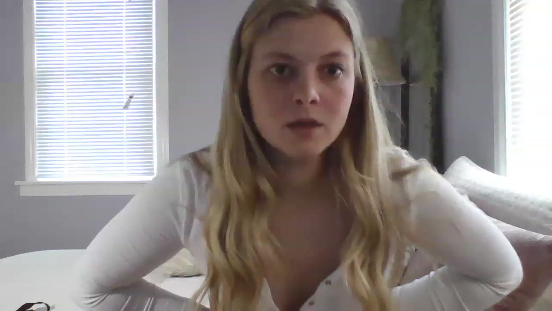 Gallery image thumbnail from Brianna8's myfreecams stream on, 05/15/2023, 22:30 image 10 of 20