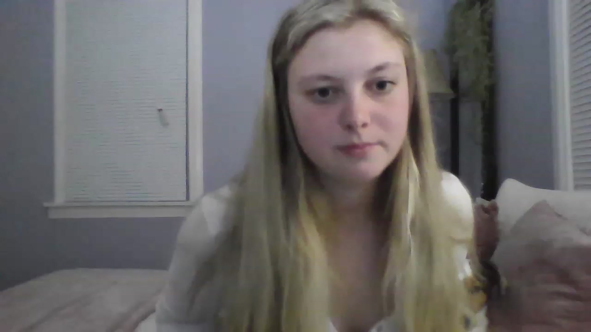 Gallery image thumbnail from Brianna8's myfreecams stream on, 05/24/2023, 01:09 image 19 of 20