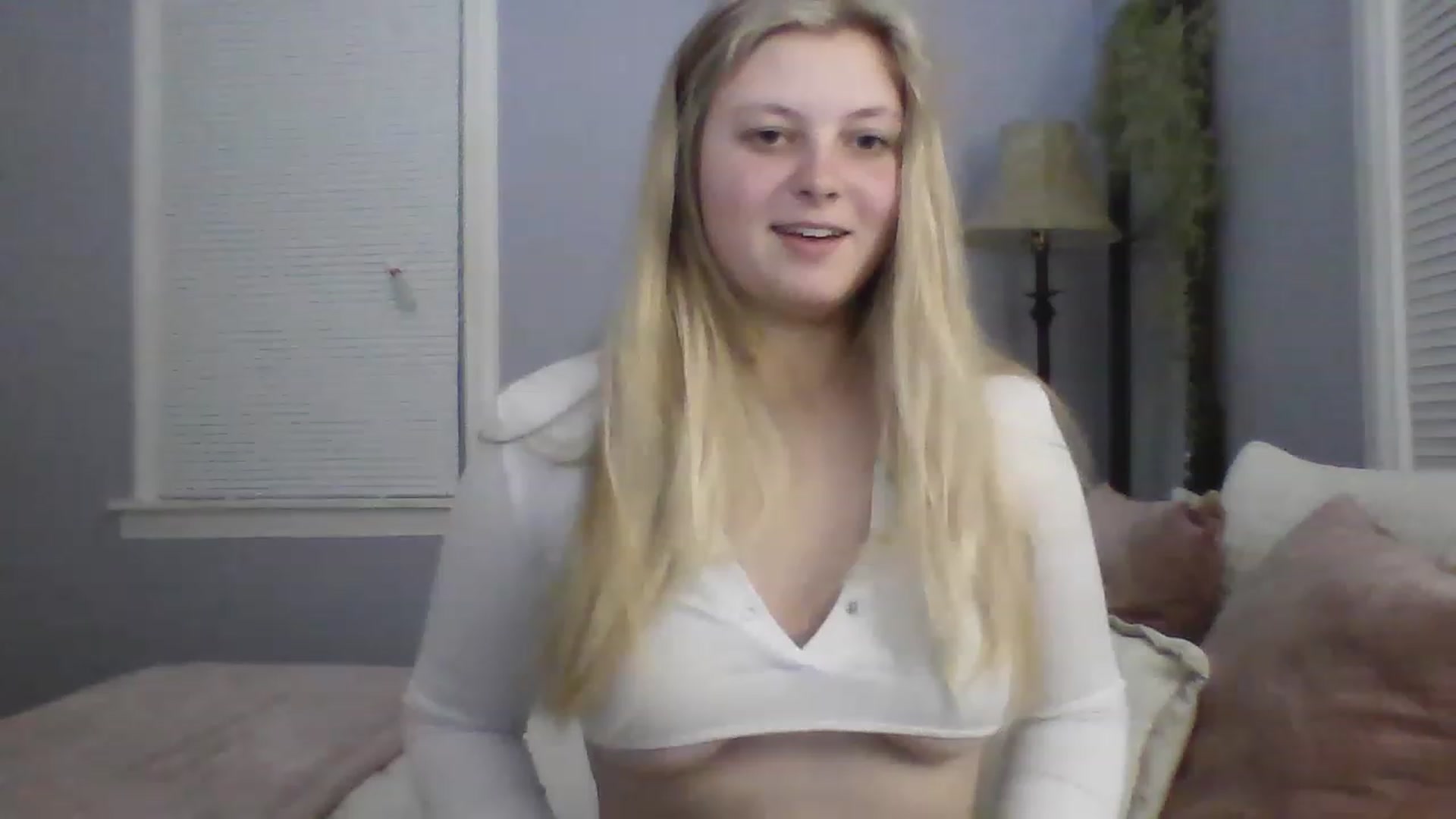Gallery image thumbnail from Brianna8's myfreecams stream on, 05/24/2023, 01:09 image 17 of 20