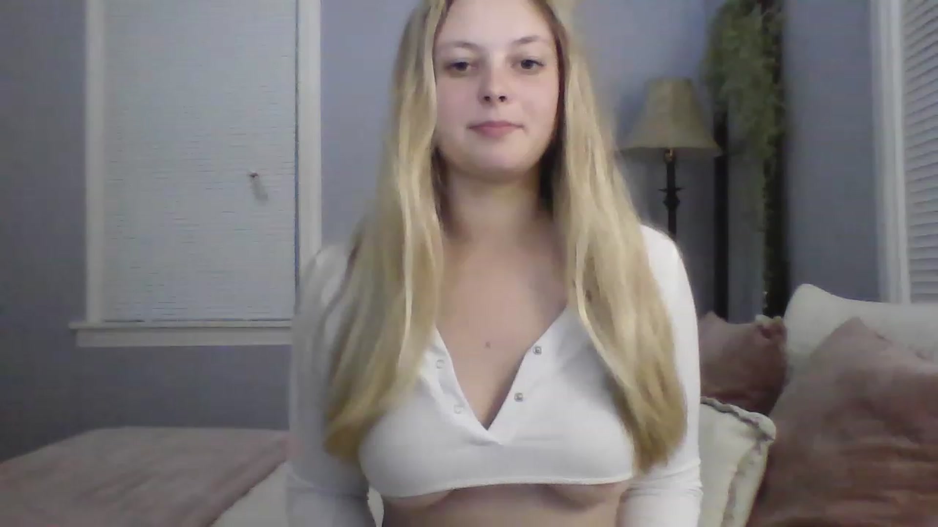 Gallery image thumbnail from Brianna8's myfreecams stream on, 05/24/2023, 01:09 image 8 of 20