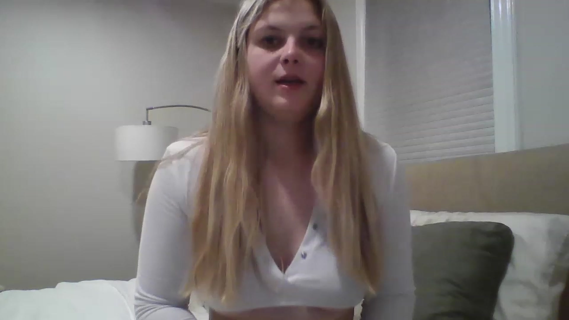 Gallery image thumbnail from Brianna8's myfreecams stream on, 05/27/2023, 02:49 image 11 of 20