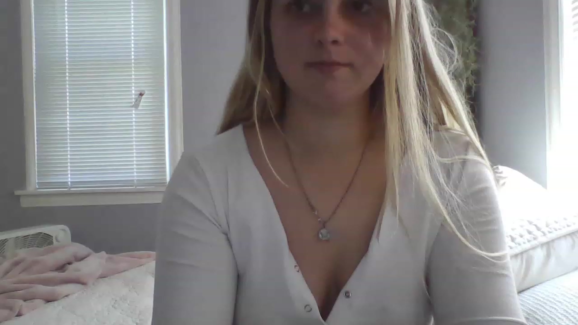 Gallery image thumbnail from Brianna8's myfreecams stream on, 07/28/2023, 20:01 image 11 of 20