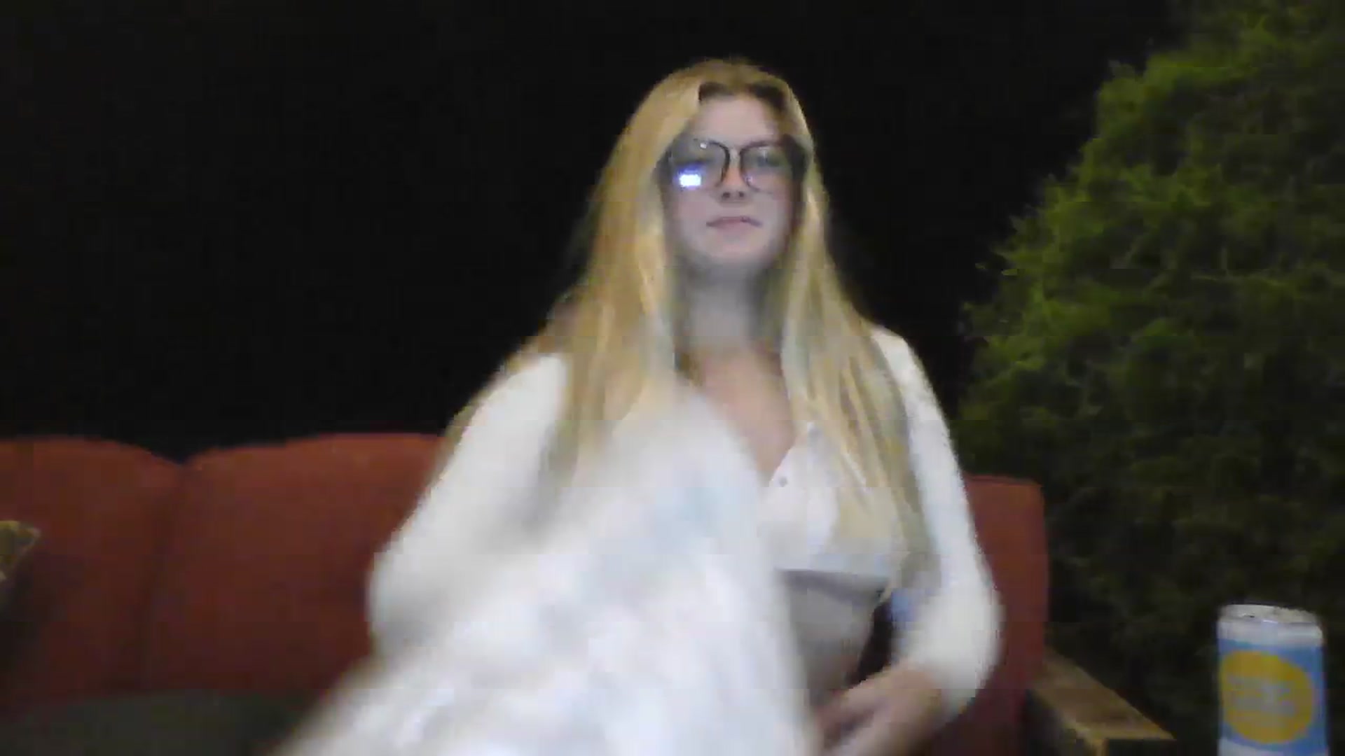Gallery image thumbnail from Brianna8's myfreecams stream on, 08/13/2023, 01:04 image 17 of 20