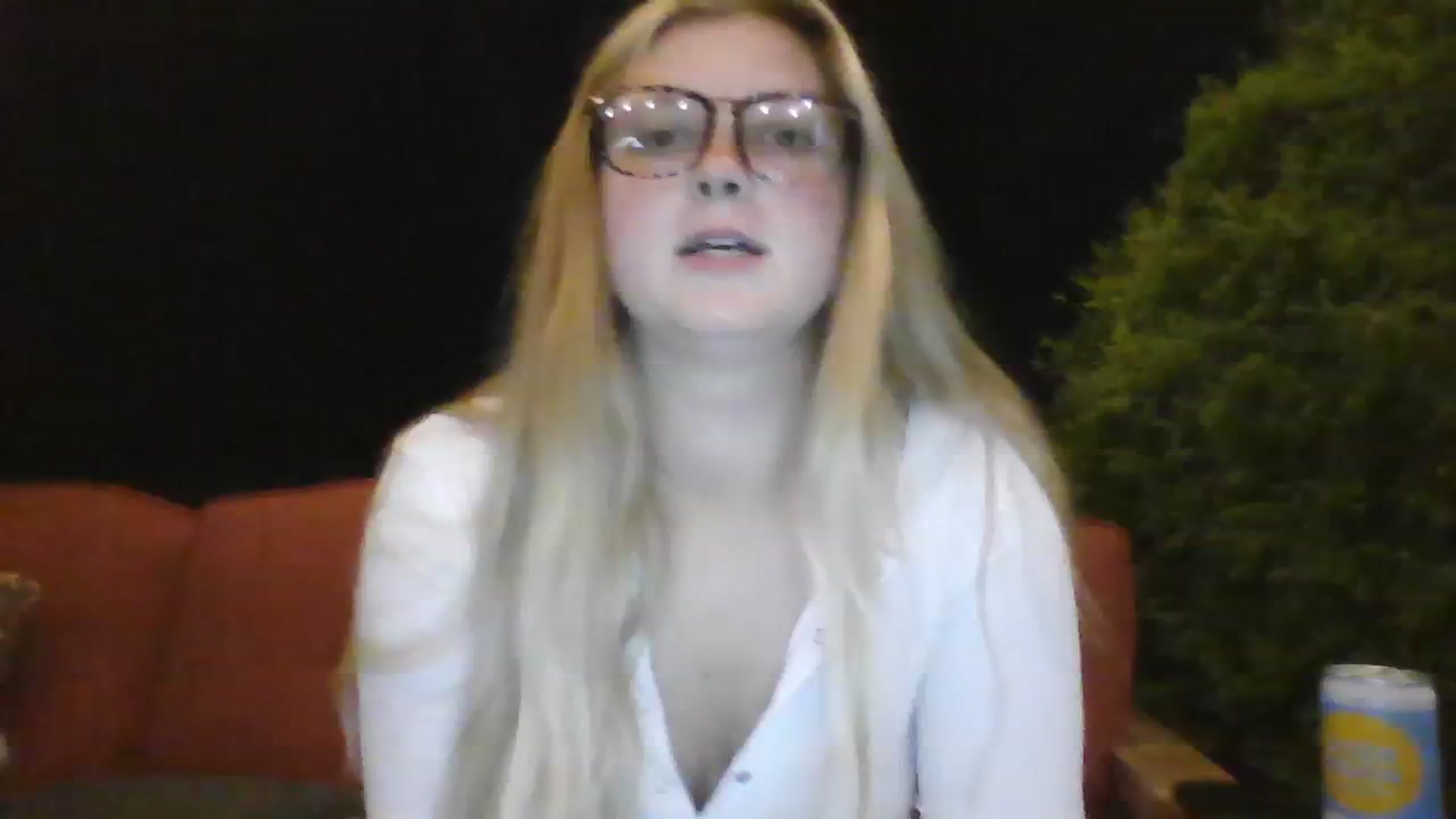 Gallery image thumbnail from Brianna8's myfreecams stream on, 08/13/2023, 01:04 image 11 of 20