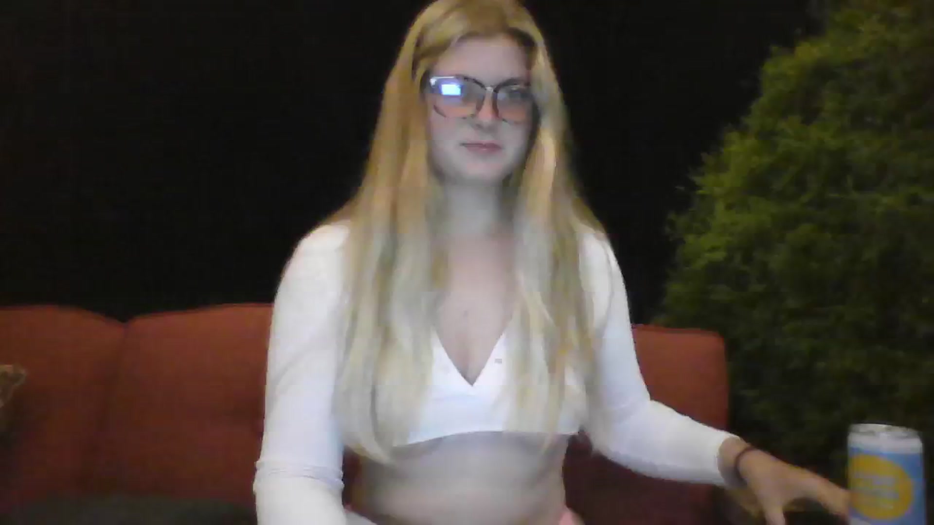 Gallery image thumbnail from Brianna8's myfreecams stream on, 08/13/2023, 01:04 image 12 of 20