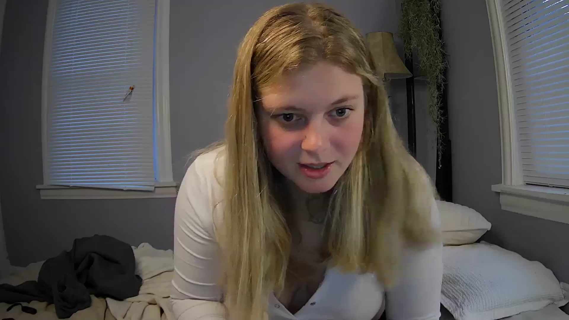 Gallery image thumbnail from Brianna8's myfreecams stream on, 09/07/2023, 23:17 image 11 of 20