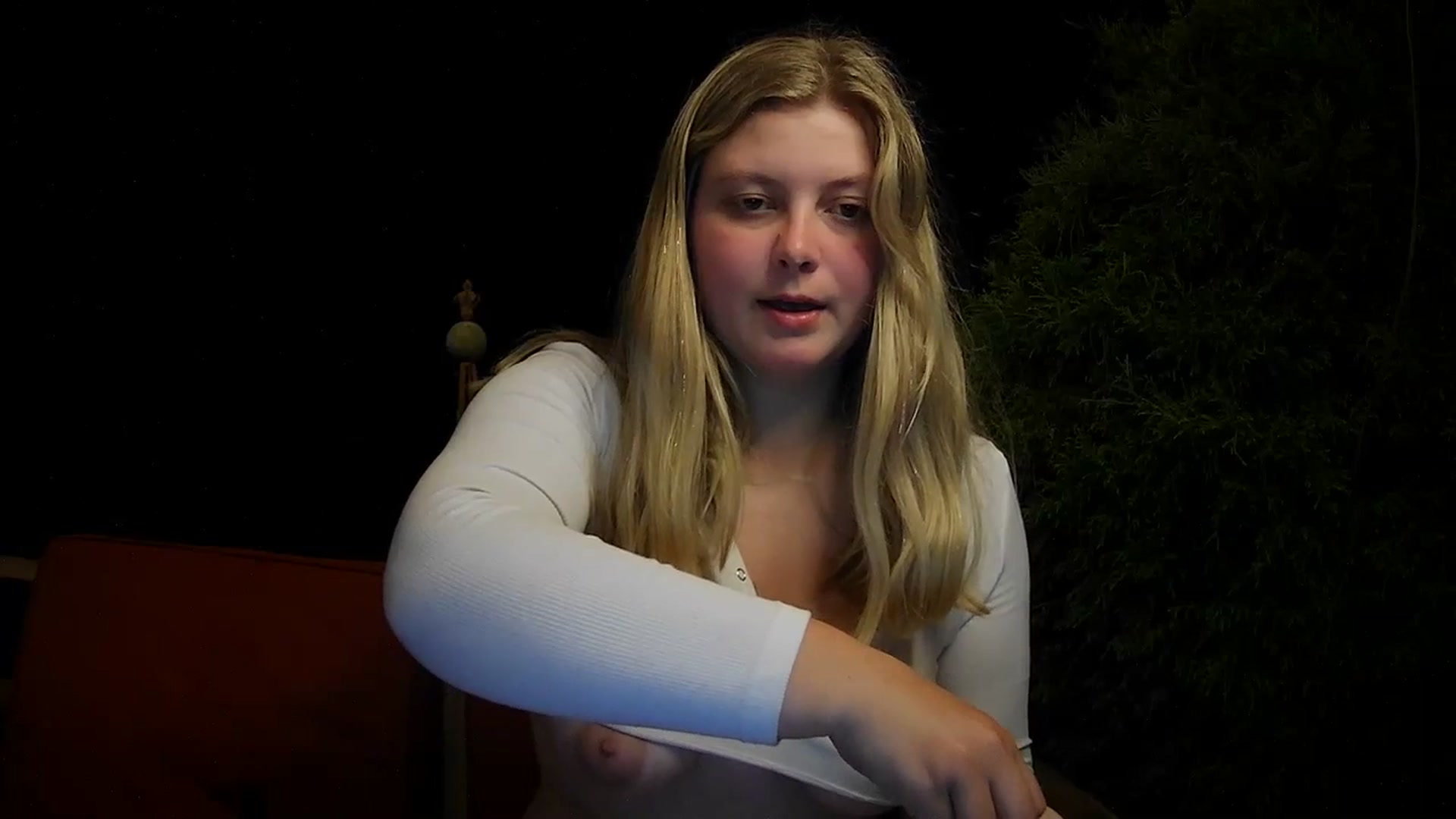 Gallery image thumbnail from Brianna8's myfreecams stream on, 09/20/2023, 24:02 image 12 of 20