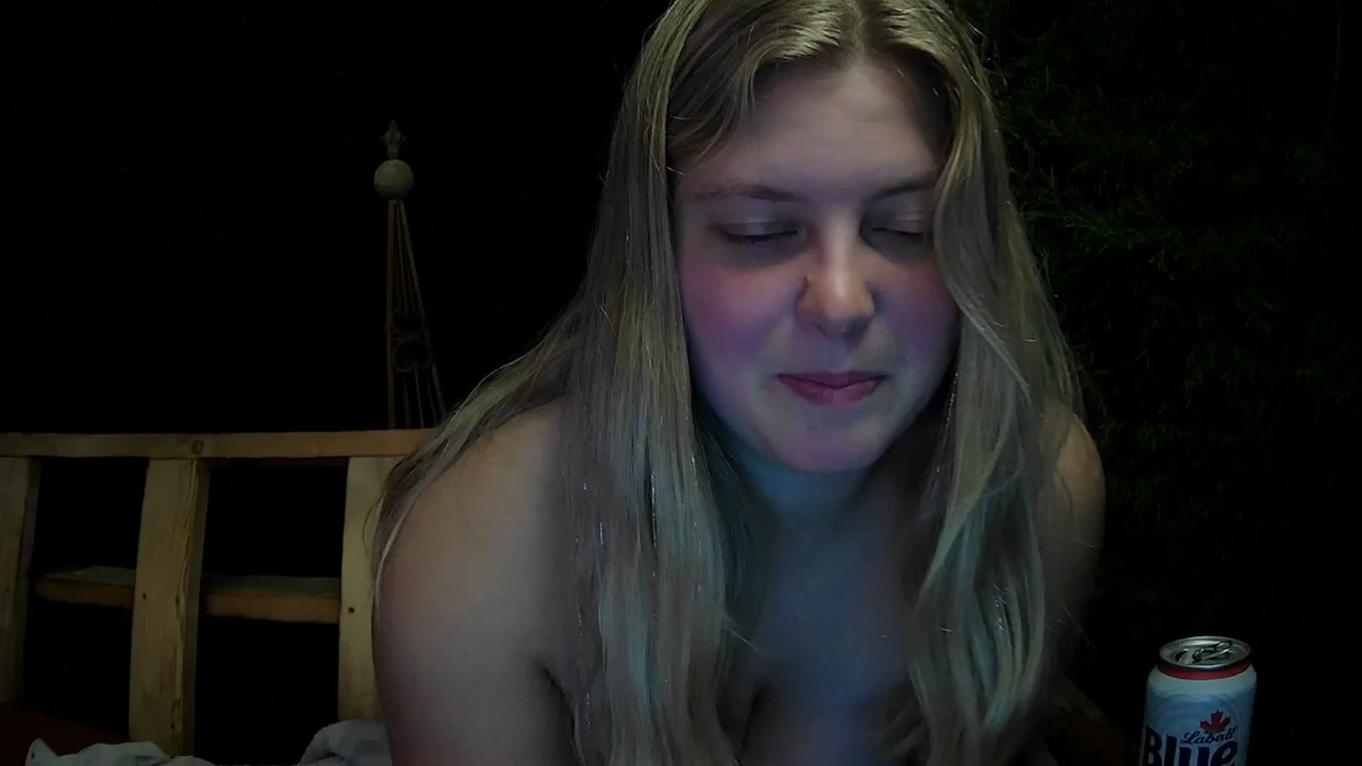 Gallery image thumbnail from Brianna8's myfreecams stream on, 09/20/2023, 01:22 image 11 of 20