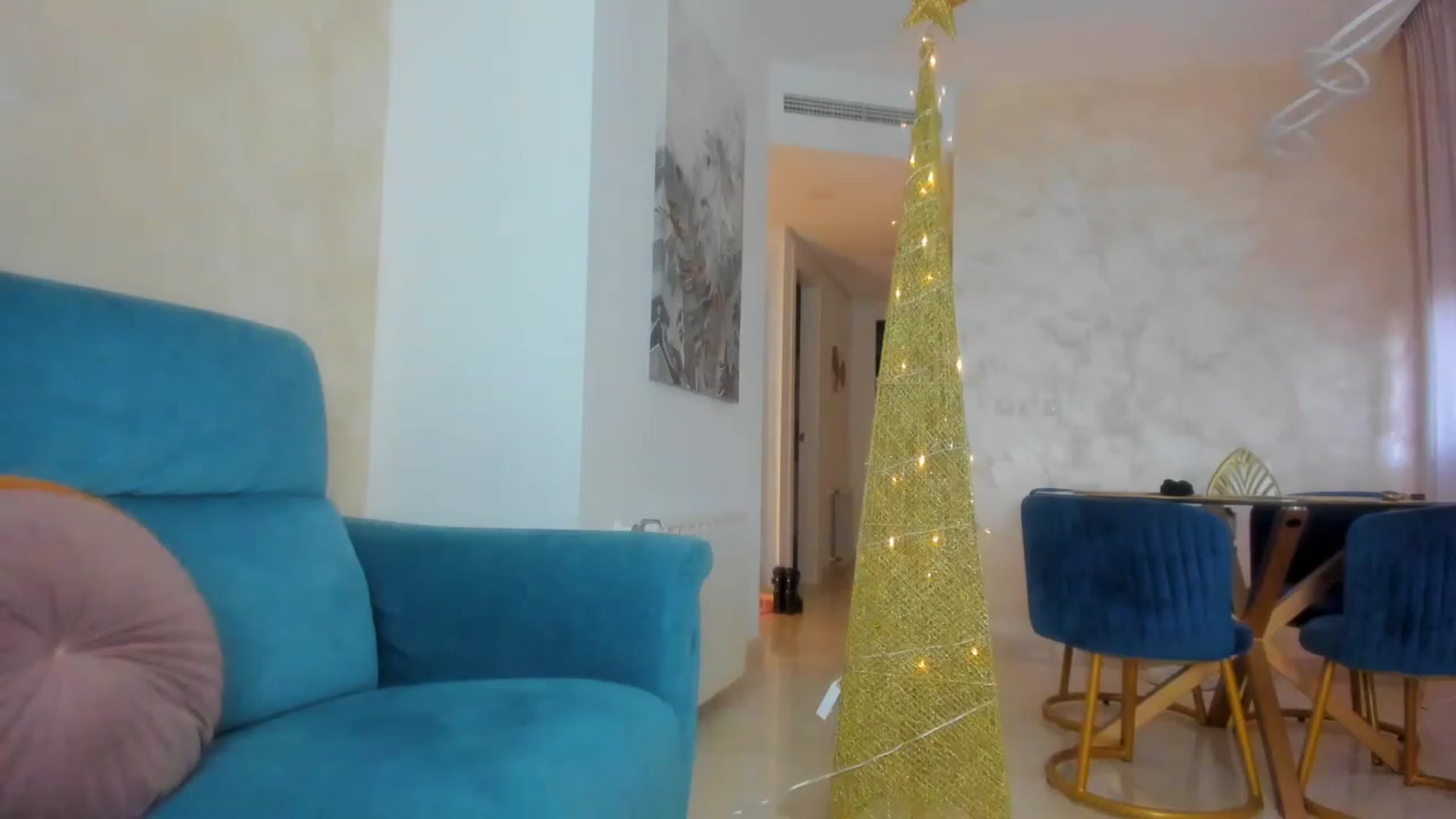 Gallery image thumbnail from BriannaHeiss's myfreecams stream on, 12/11/2022, 17:52 image 1 of 20
