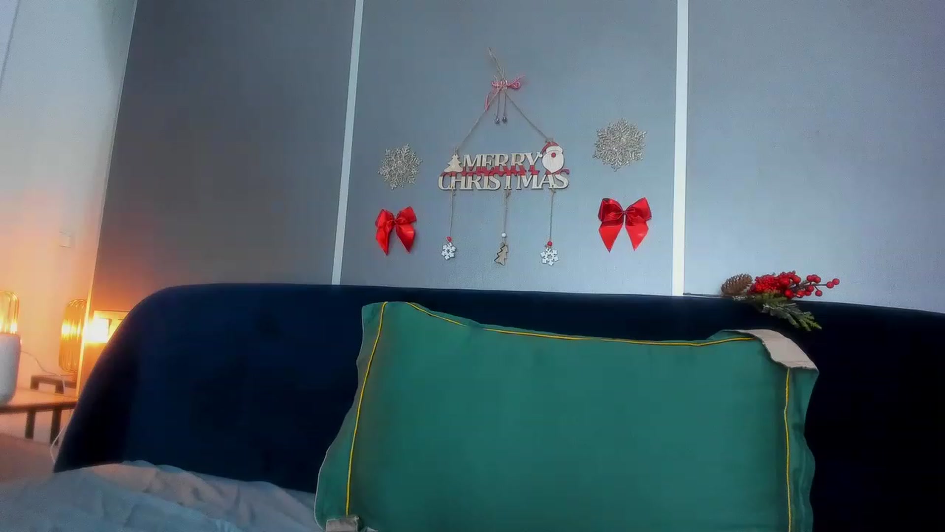 Gallery image thumbnail from BriannaHeiss's myfreecams stream on, 12/13/2022, 01:03 image 16 of 20