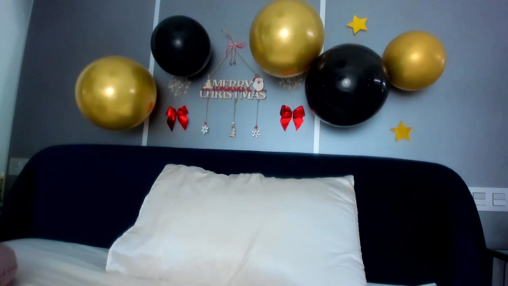 Gallery image thumbnail from BriannaHeiss's myfreecams stream on, 01/02/2023, 24:03 image 10 of 20