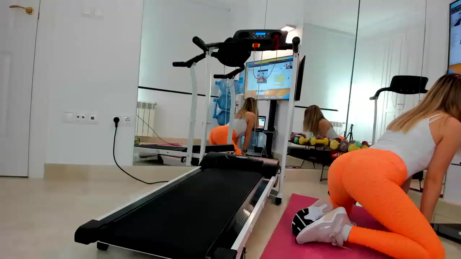 Gallery image thumbnail from BriannaHeiss's myfreecams stream on, 02/28/2023, 21:38 image 12 of 20