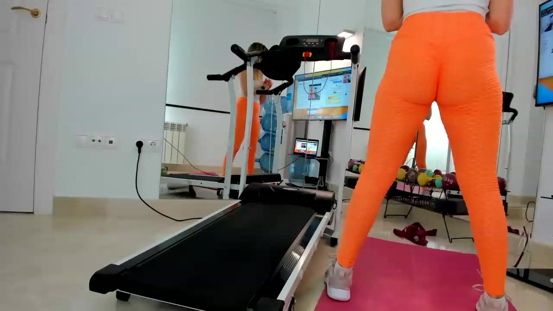 Gallery image thumbnail from BriannaHeiss's myfreecams stream on, 02/28/2023, 21:38 image 10 of 20