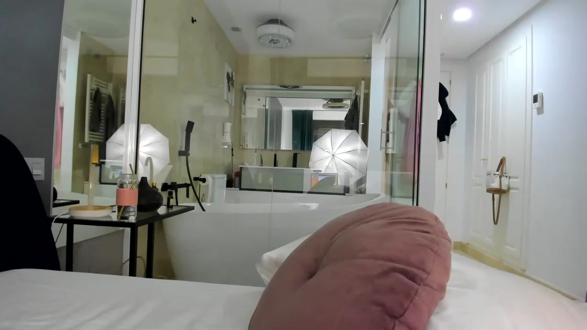 Gallery image thumbnail from BriannaHeiss's myfreecams stream on, 07/24/2023, 21:20 image 6 of 20