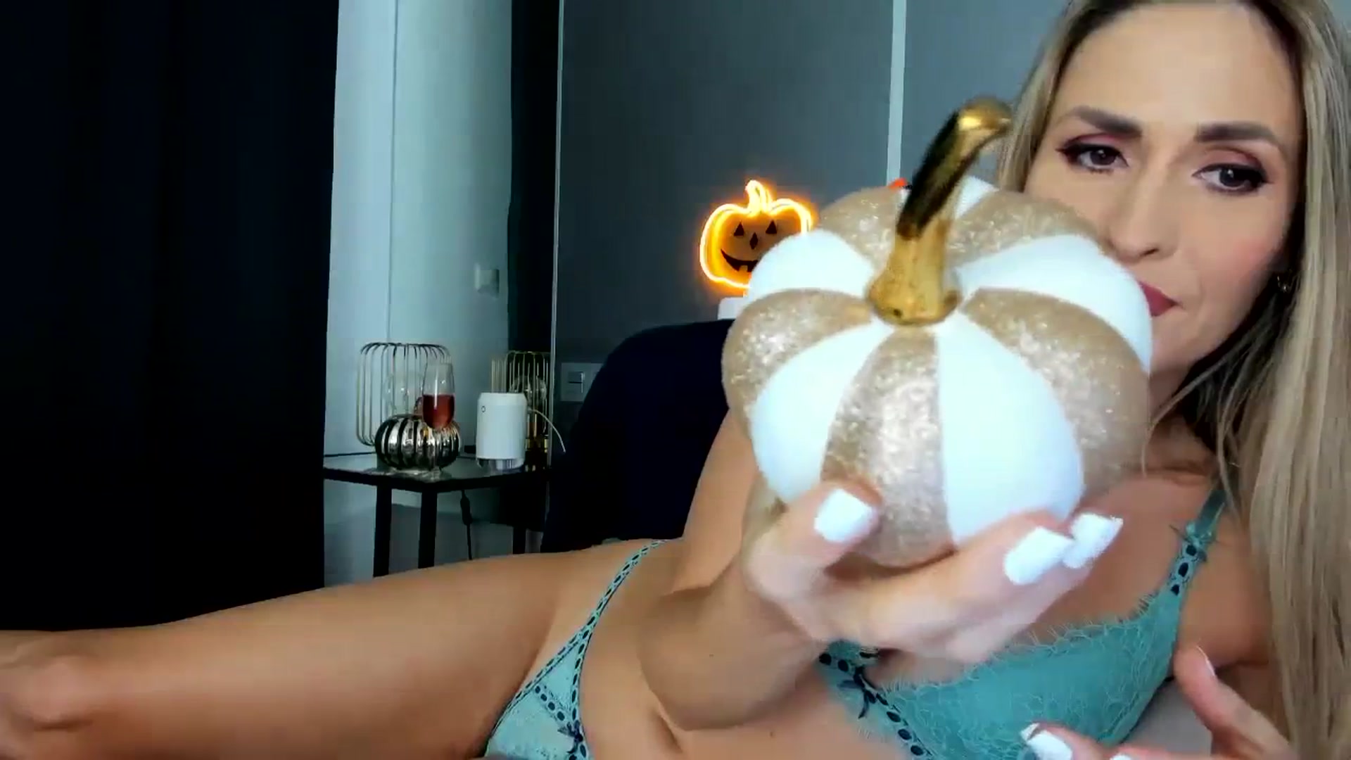 Gallery image thumbnail from BriannaHeiss's myfreecams stream on, 09/29/2023, 24:14 image 14 of 20