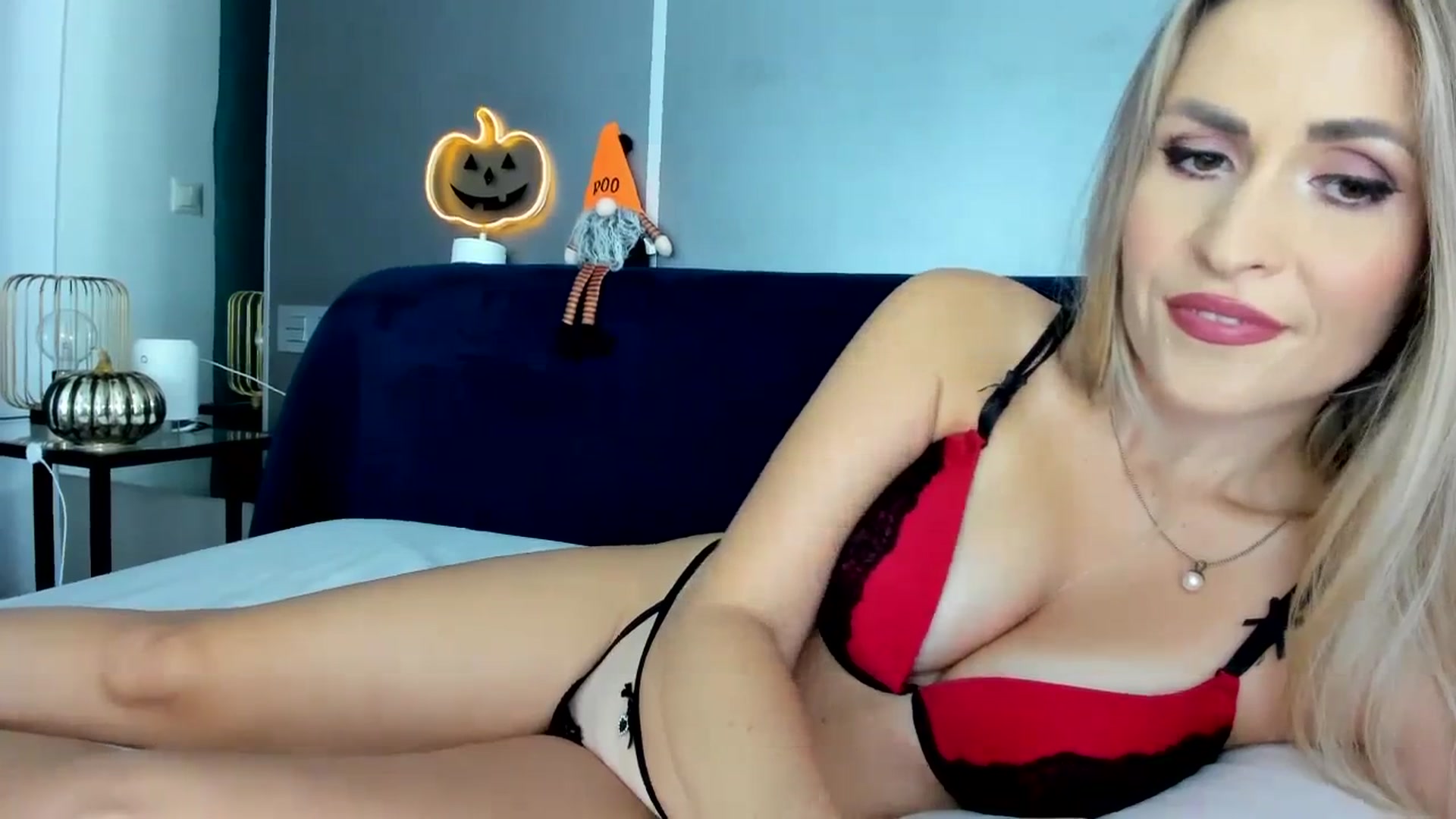 Gallery image thumbnail from BriannaHeiss's myfreecams stream on, 10/06/2023, 21:17 image 16 of 20