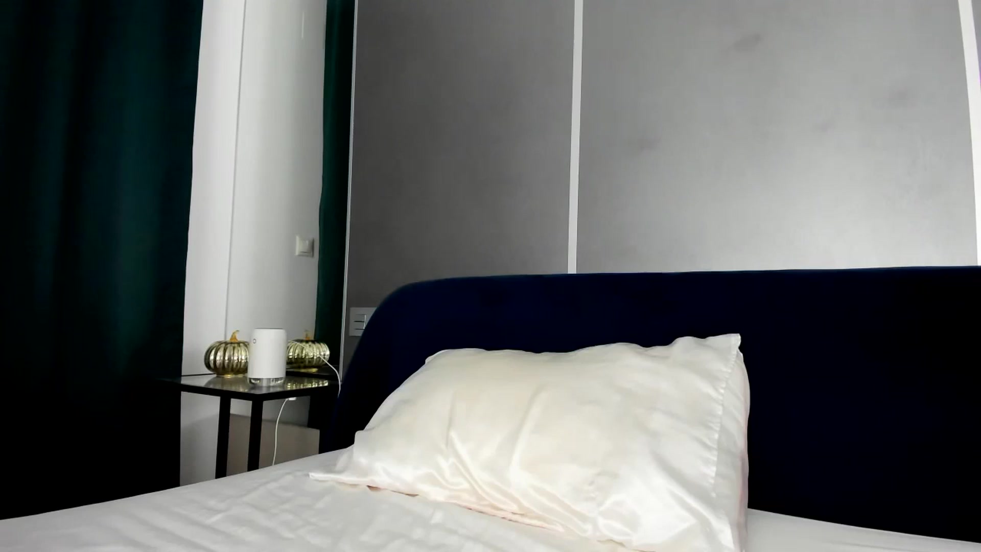 Gallery image thumbnail from BriannaHeiss's myfreecams stream on, 11/19/2023, 23:28 image 18 of 20