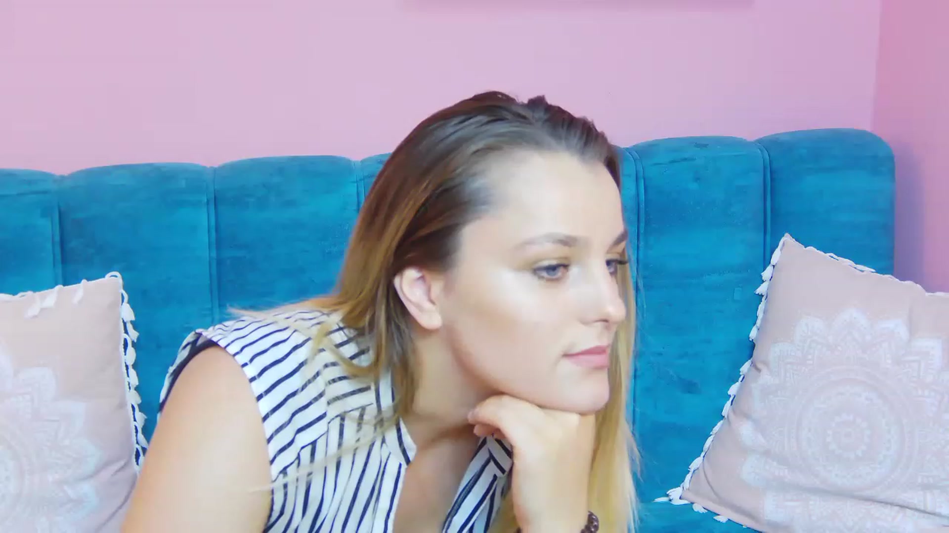 Gallery image thumbnail from BriannaK's myfreecams stream on, 06/30/2023, 12:43 image 8 of 20