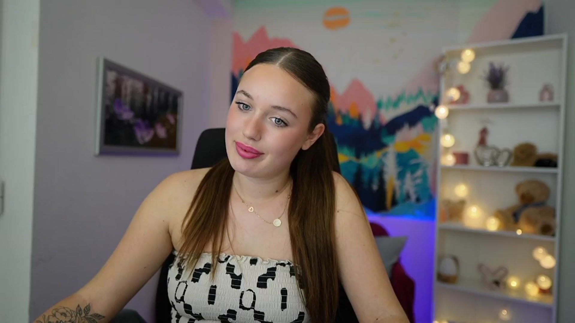 Gallery image thumbnail from Brianna_Nice's myfreecams stream on, 11/11/2024, 20:06 image 8 of 20