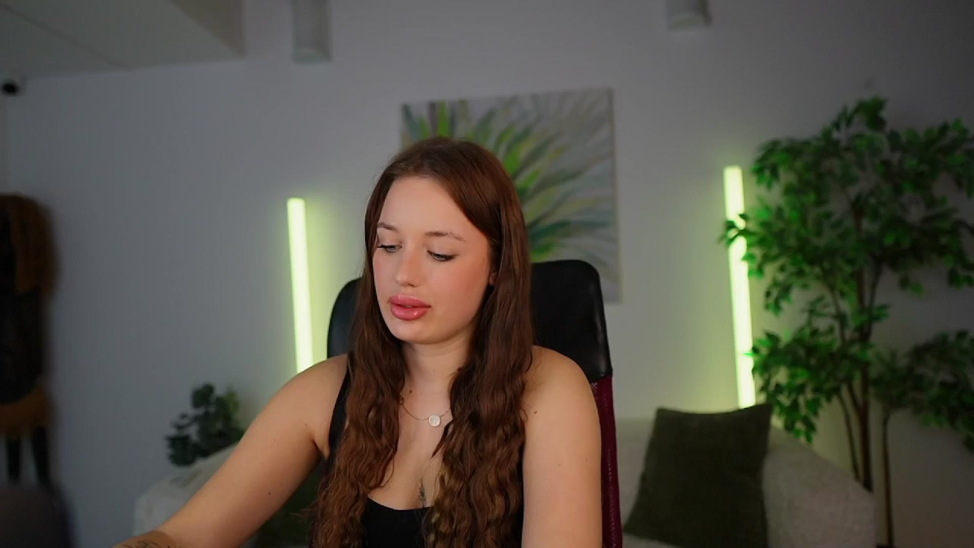 Gallery image thumbnail from Brianna_Nice's myfreecams stream on, 12/03/2024, 21:07 image 13 of 20