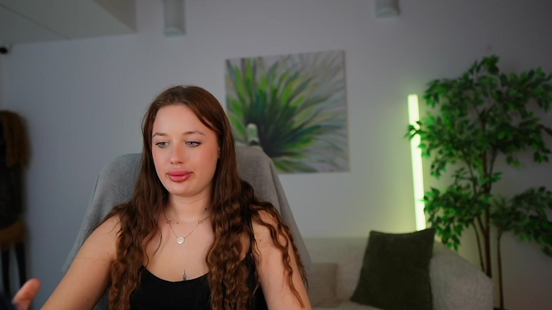 Gallery image thumbnail from Brianna_Nice's myfreecams stream on, 12/03/2024, 23:13 image 5 of 20