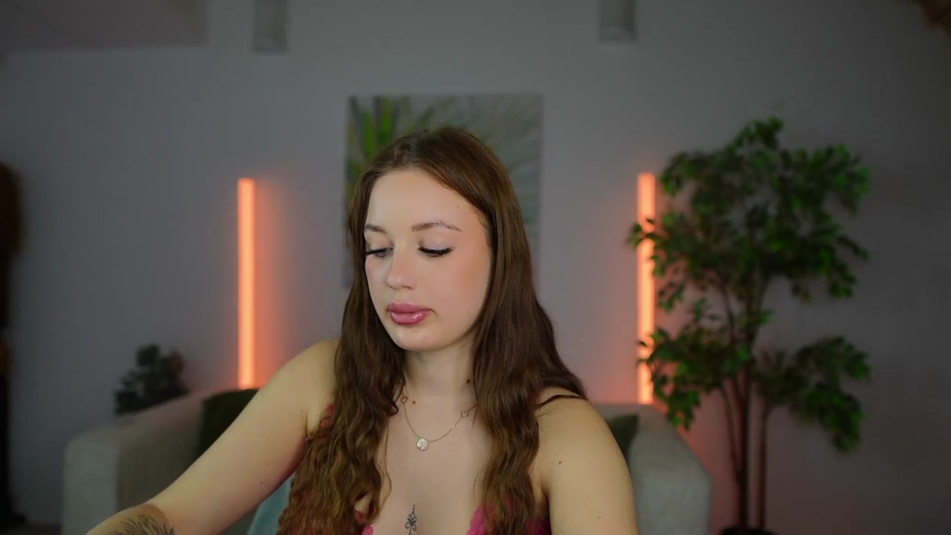 Gallery image thumbnail from Brianna_Nice's myfreecams stream on, 12/04/2024, 21:22 image 2 of 20
