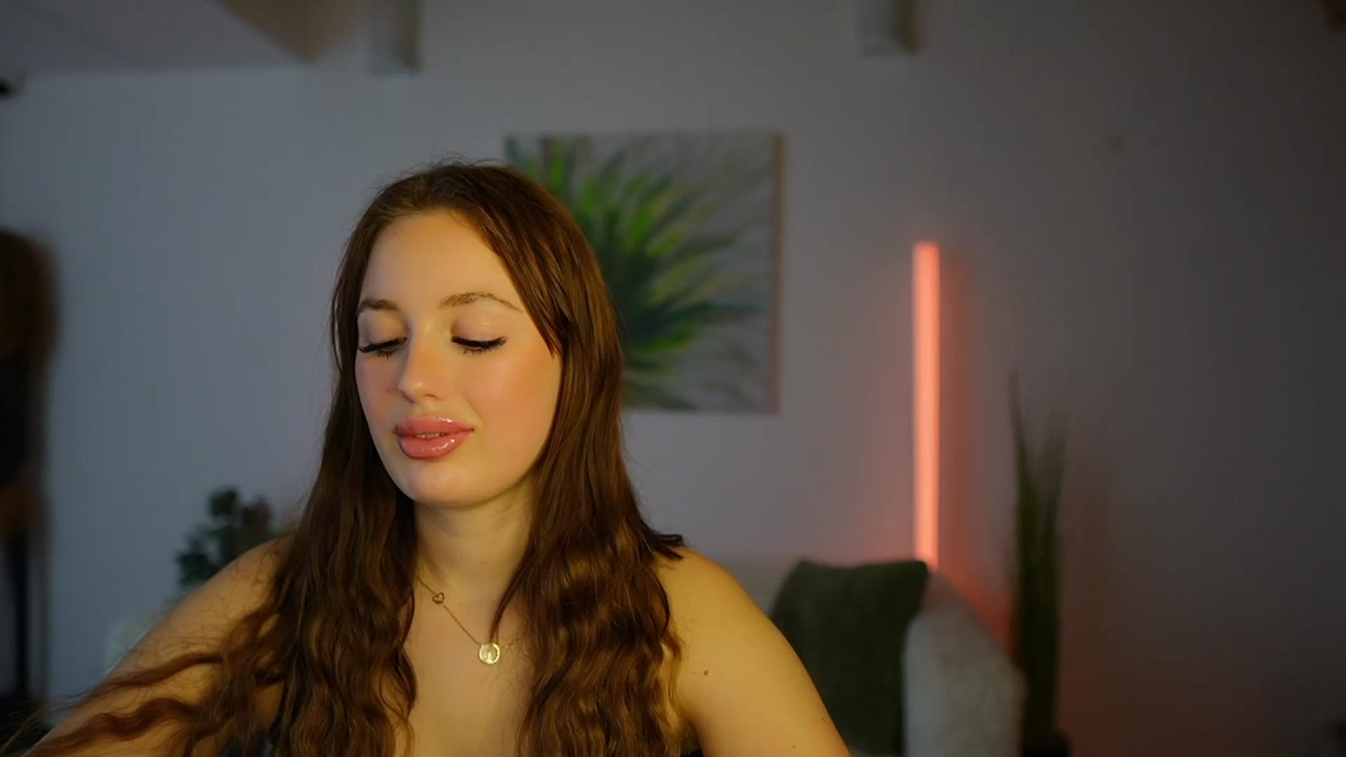 Gallery image thumbnail from Brianna_Nice's myfreecams stream on, 12/05/2024, 21:19 image 17 of 20