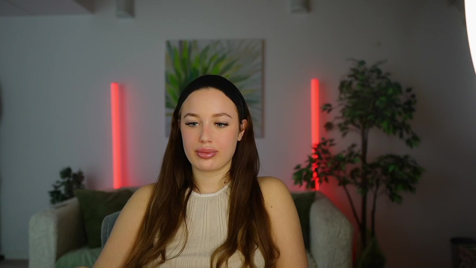 Gallery image thumbnail from Brianna_Nice's myfreecams stream on, 12/10/2024, 20:56 image 11 of 20