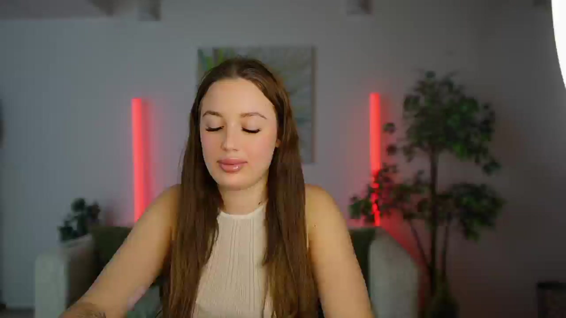 Gallery image thumbnail from Brianna_Nice's myfreecams stream on, 12/10/2024, 23:00 image 3 of 20