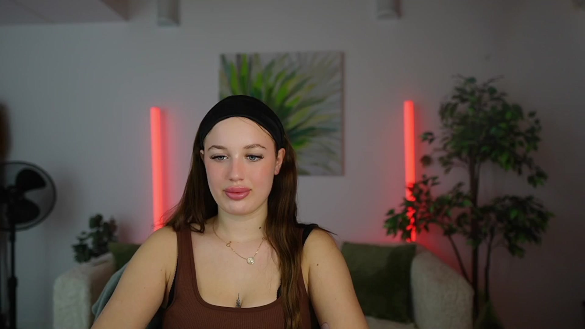 Gallery image thumbnail from Brianna_Nice's myfreecams stream on, 12/11/2024, 20:03 image 3 of 20