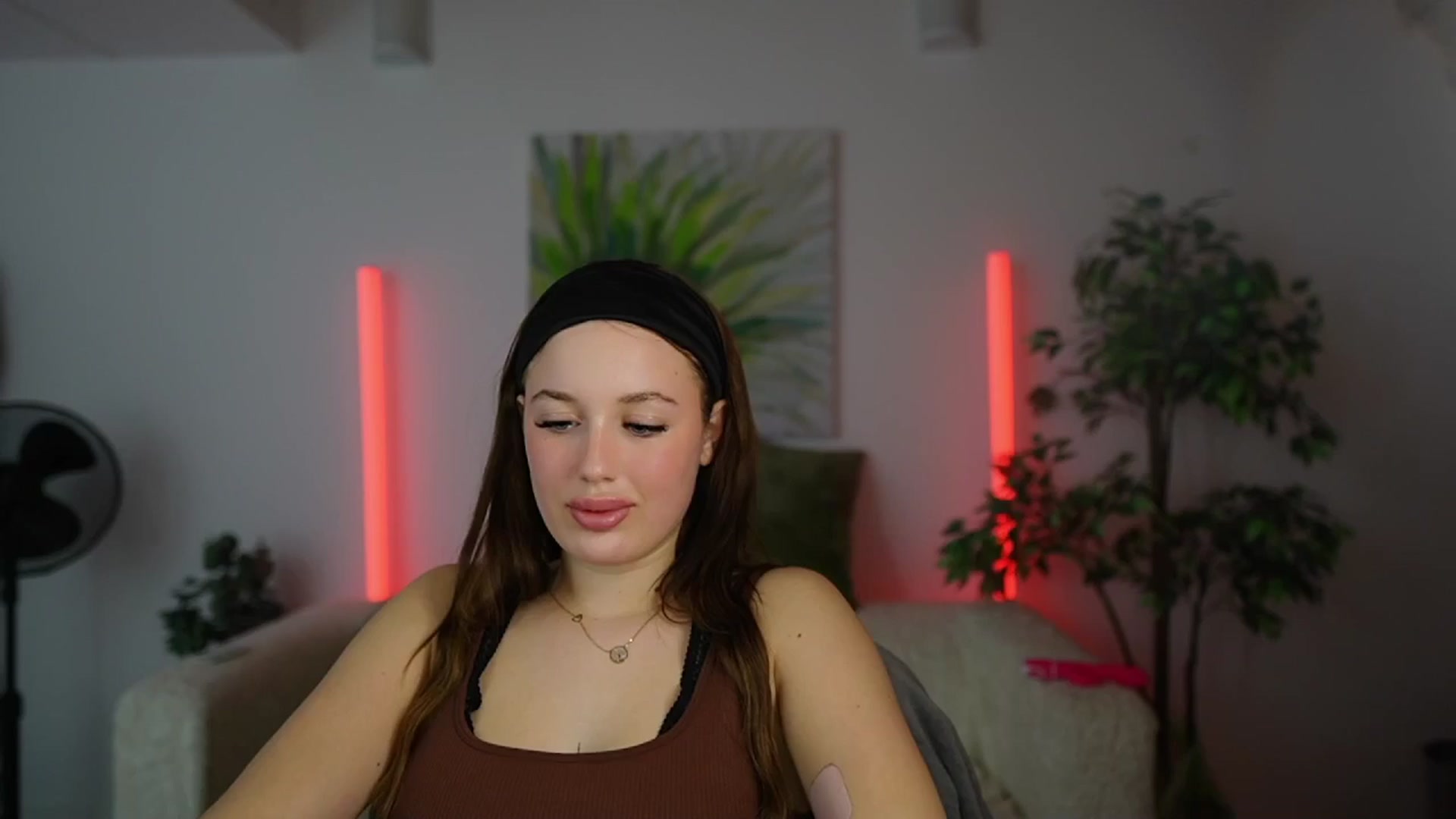 Gallery image thumbnail from Brianna_Nice's myfreecams stream on, 12/11/2024, 21:56 image 12 of 20