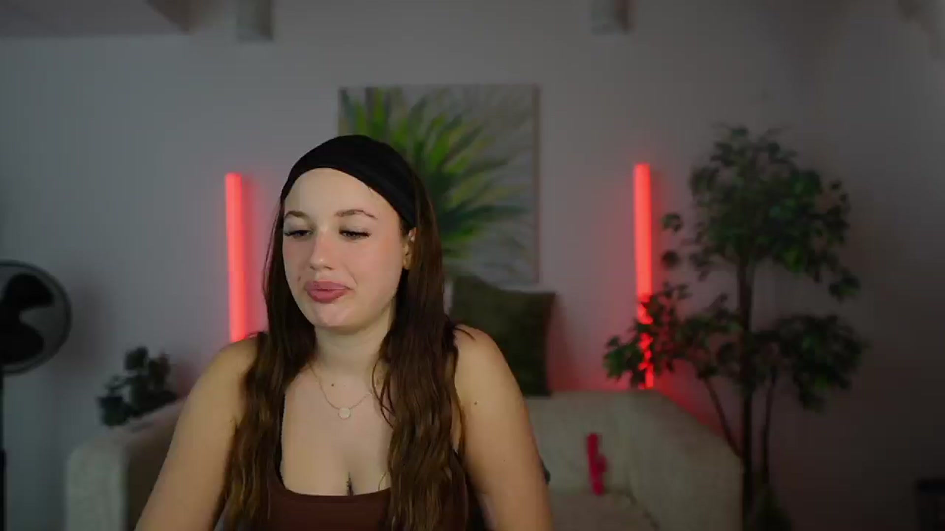 Gallery image thumbnail from Brianna_Nice's myfreecams stream on, 12/11/2024, 23:29 image 13 of 20
