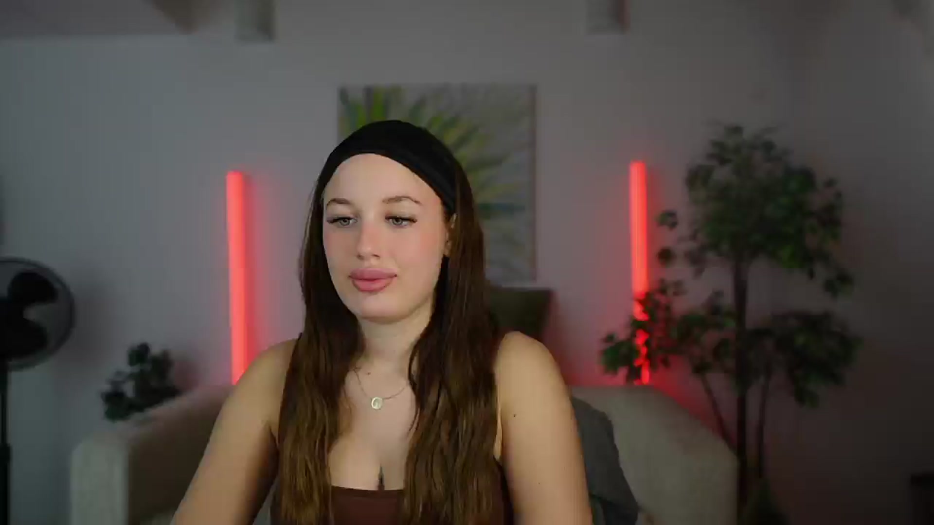 Gallery image thumbnail from Brianna_Nice's myfreecams stream on, 12/11/2024, 23:29 image 3 of 20
