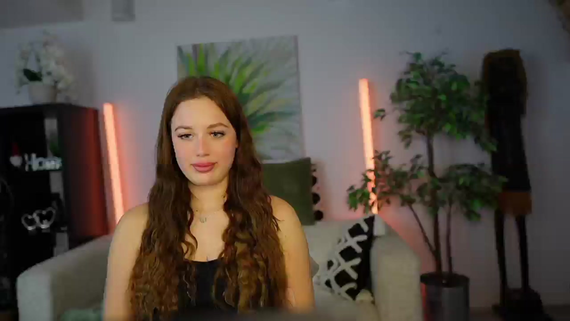 Gallery image thumbnail from Brianna_Nice's myfreecams stream on, 12/13/2024, 24:31 image 18 of 20