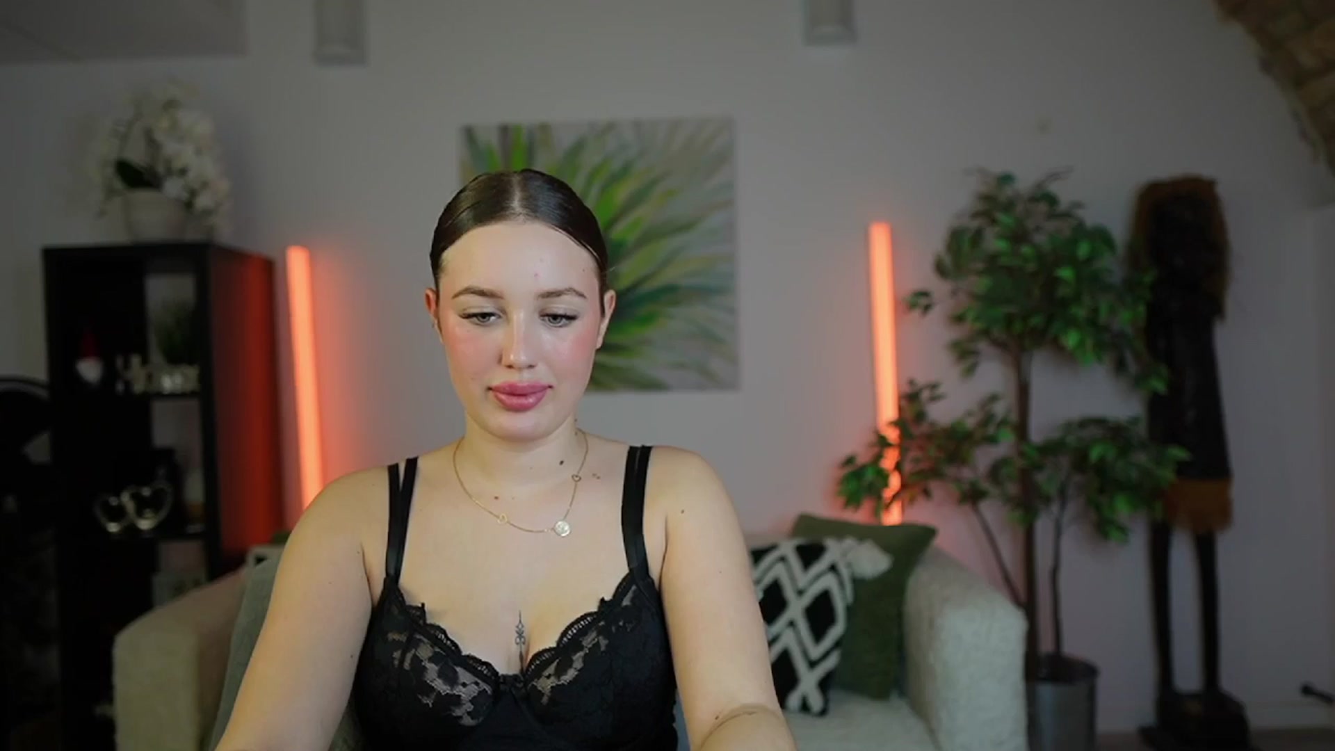 Gallery image thumbnail from Brianna_Nice's myfreecams stream on, 12/16/2024, 20:57 image 4 of 20
