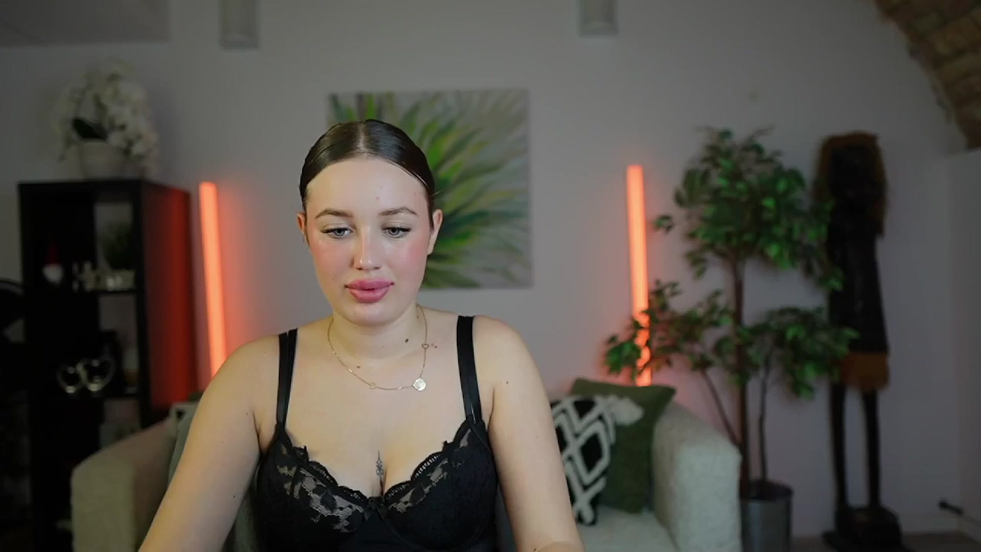 Gallery image thumbnail from Brianna_Nice's myfreecams stream on, 12/16/2024, 20:57 image 13 of 20