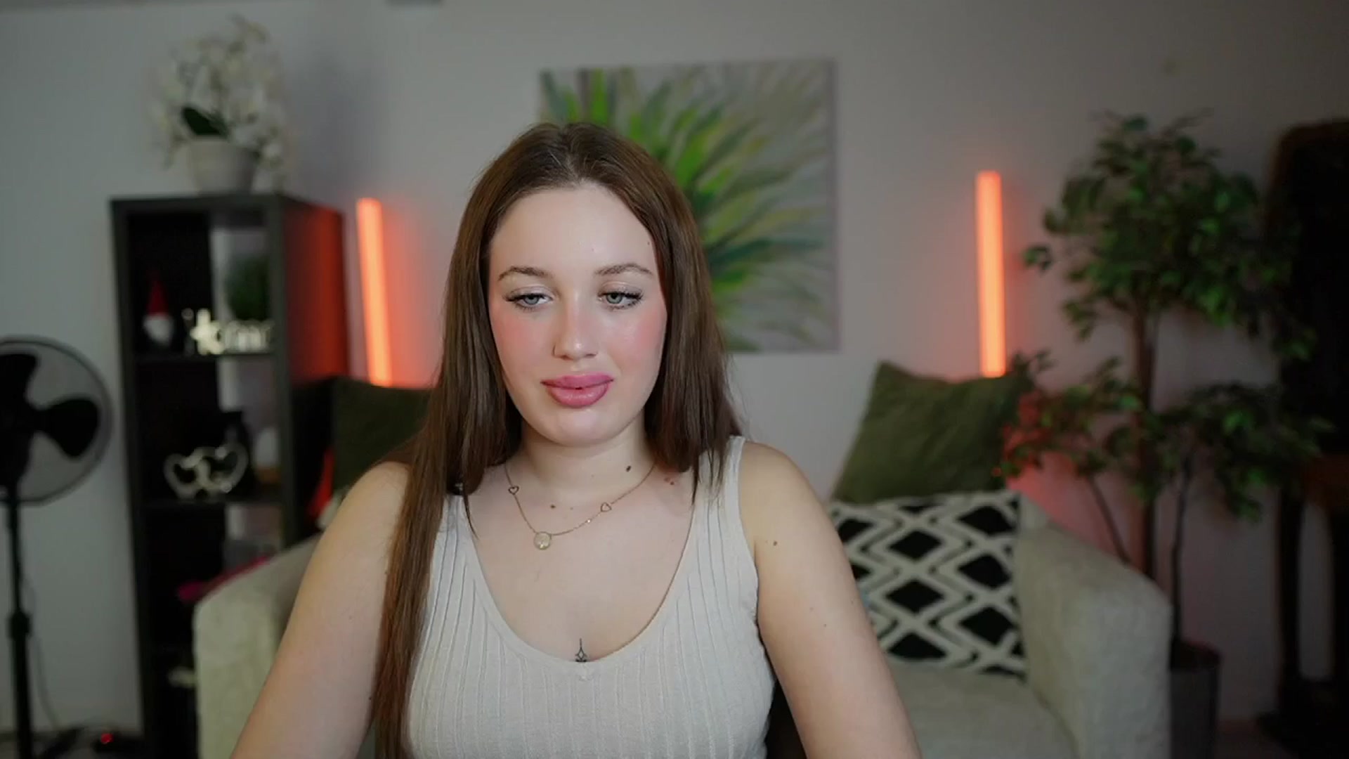 Gallery image thumbnail from Brianna_Nice's myfreecams stream on, 12/17/2024, 20:04 image 5 of 20