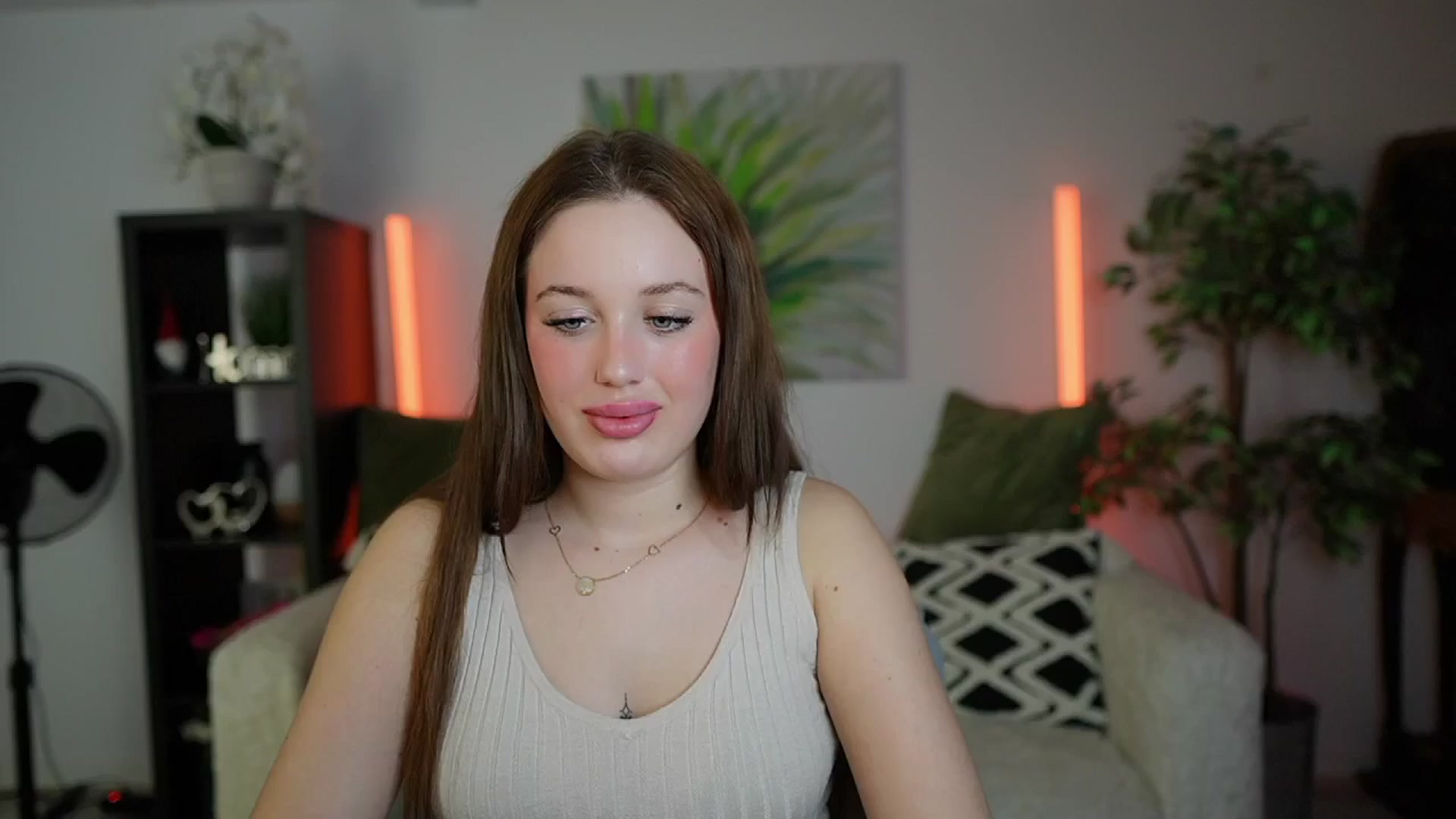 Gallery image thumbnail from Brianna_Nice's myfreecams stream on, 12/17/2024, 20:04 image 3 of 20