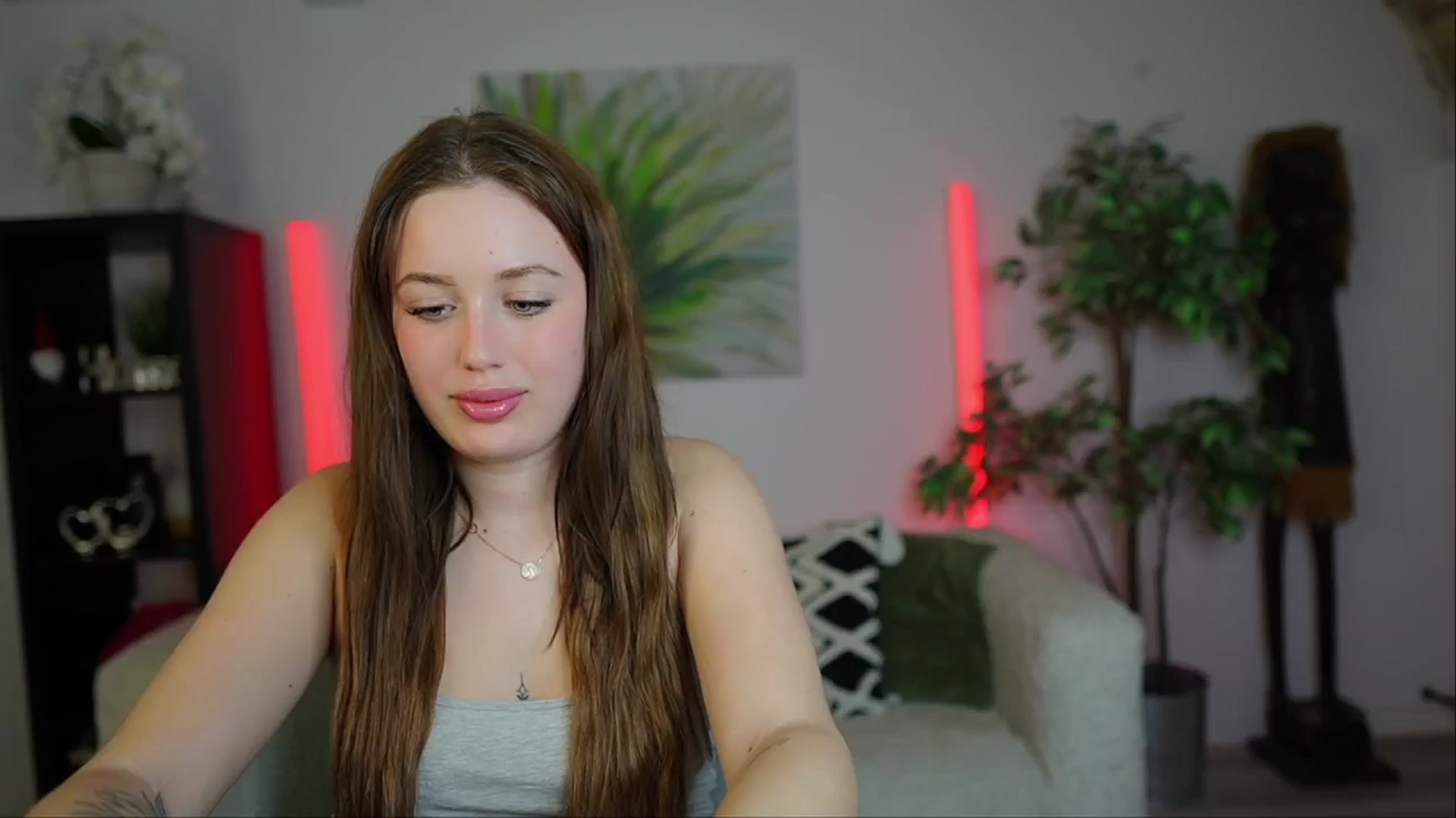 Gallery image thumbnail from Brianna_Nice's myfreecams stream on, 12/18/2024, 22:07 image 15 of 20