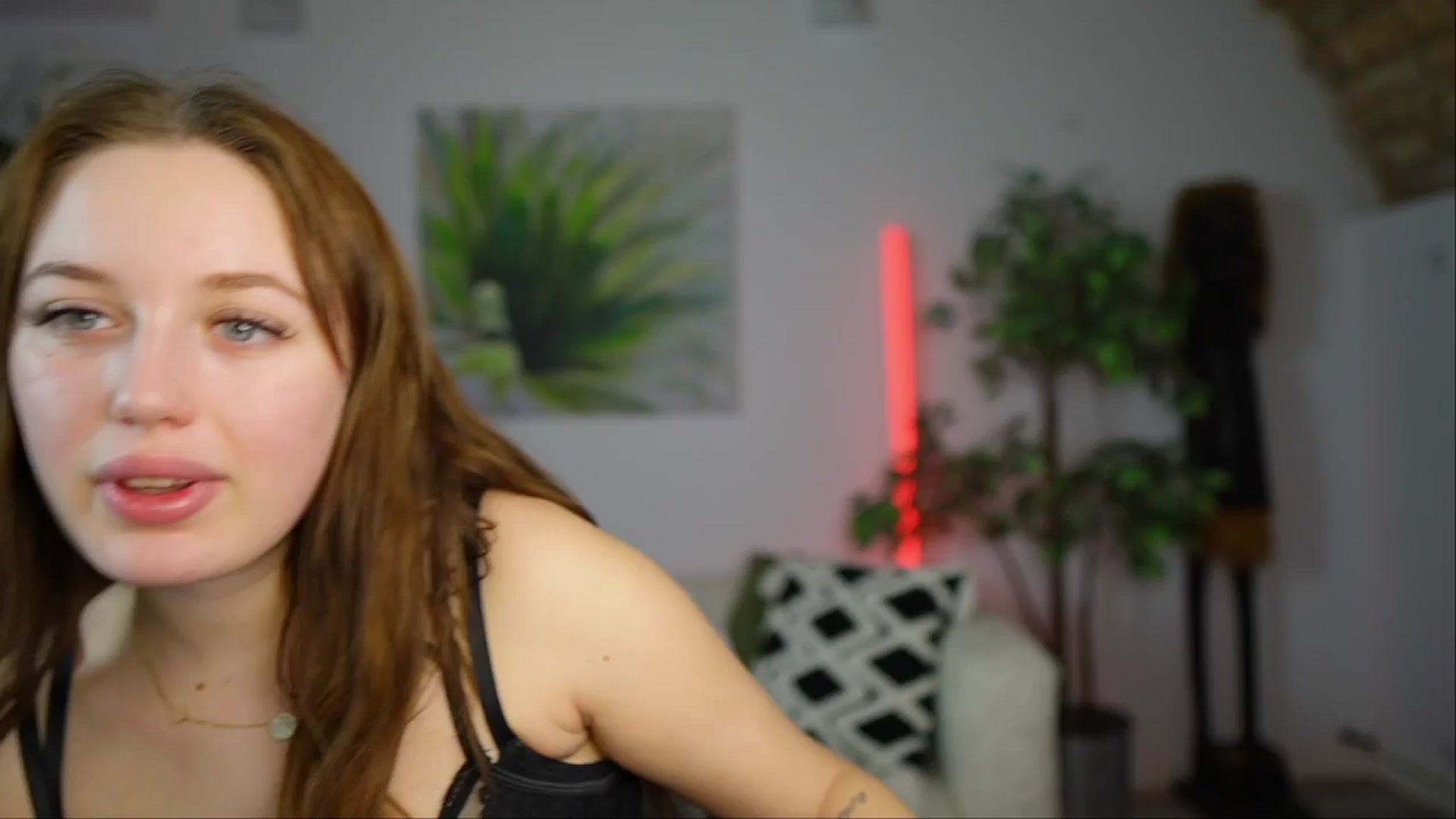 Gallery image thumbnail from Brianna_Nice's myfreecams stream on, 12/23/2024, 20:17 image 7 of 20