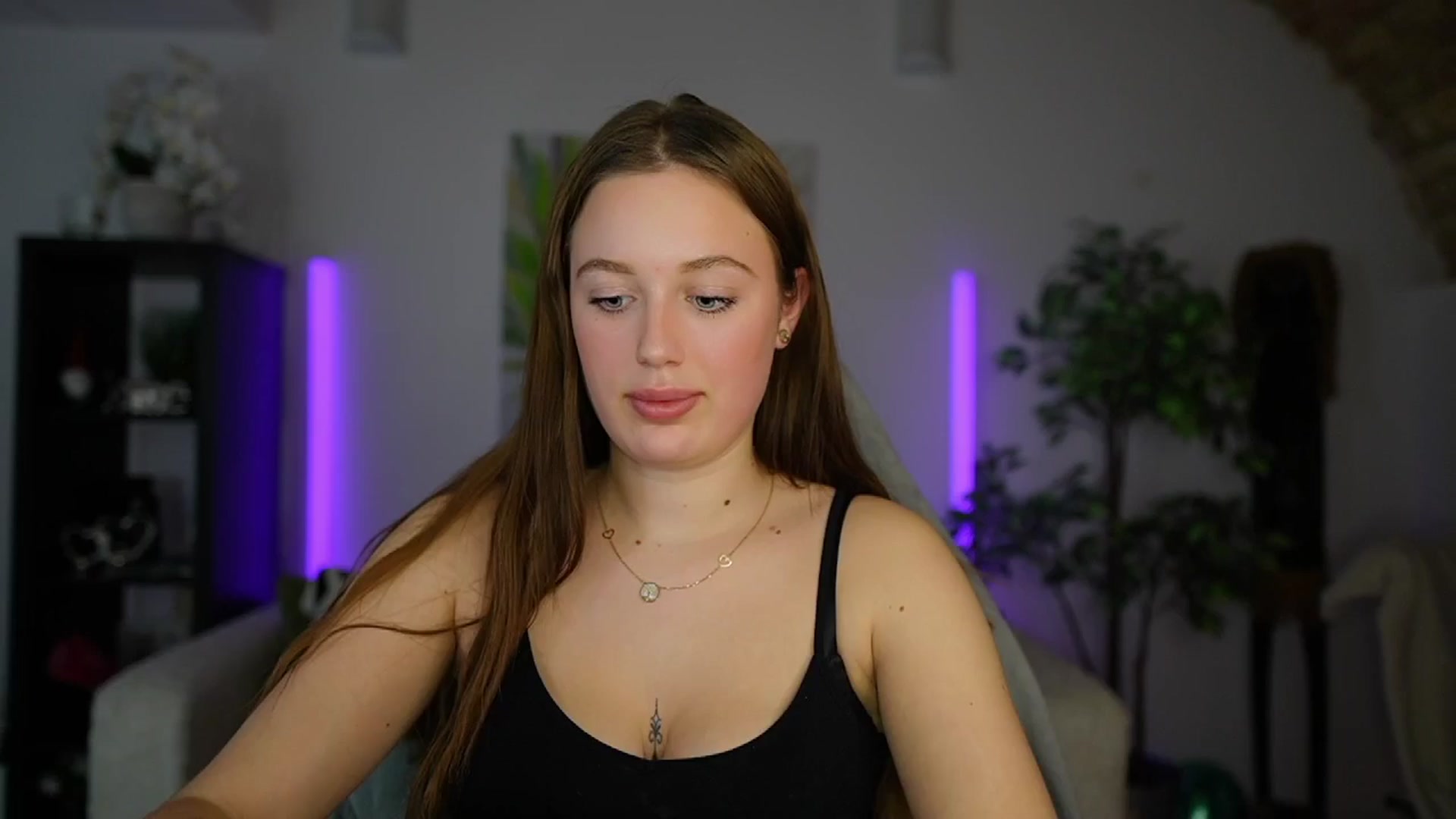 Gallery image thumbnail from Brianna_Nice's myfreecams stream on, 01/15/2025, 20:51 image 13 of 20