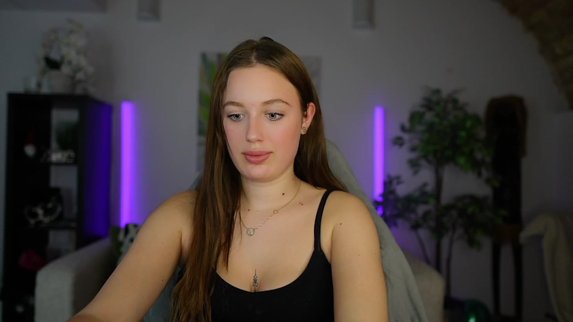 Gallery image thumbnail from Brianna_Nice's myfreecams stream on, 01/15/2025, 20:51 image 2 of 20