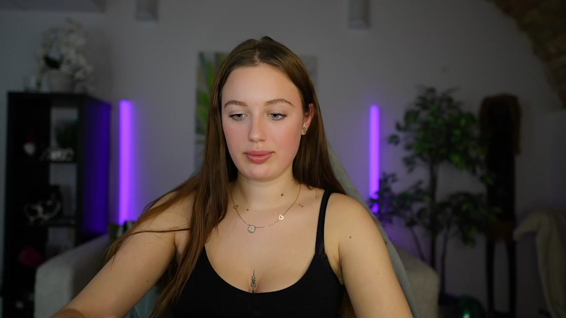 Gallery image thumbnail from Brianna_Nice's myfreecams stream on, 01/15/2025, 20:51 image 12 of 20