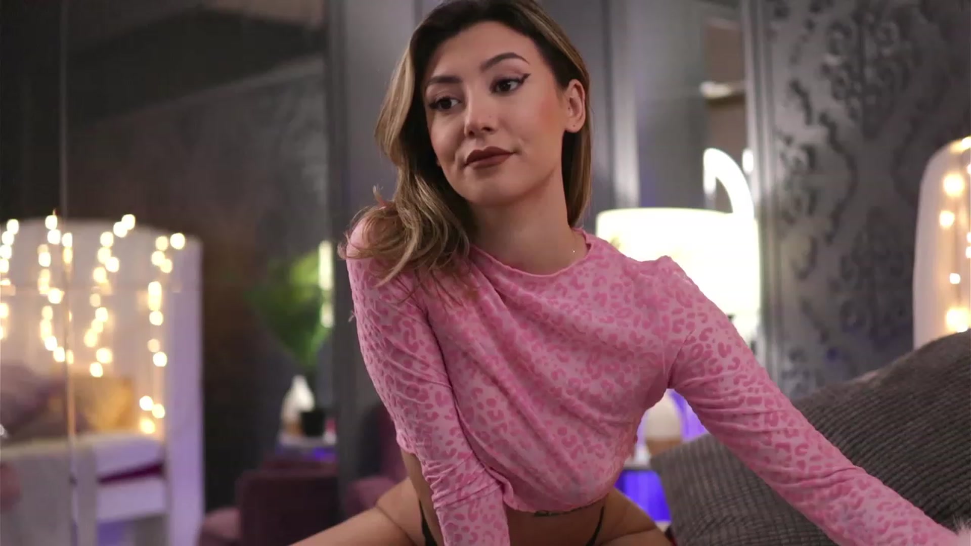 Gallery image thumbnail from Briannaa_wade's myfreecams stream on, 01/12/2023, 11:17 image 12 of 20