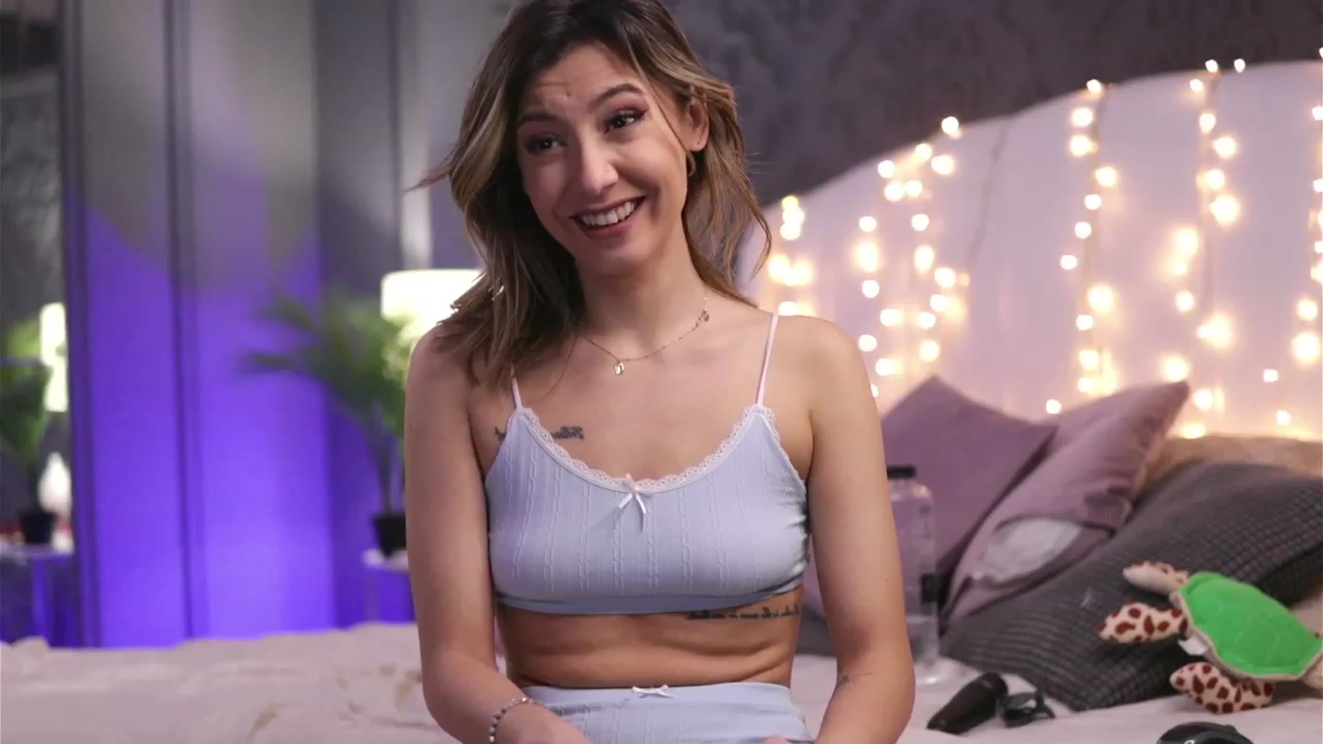 Gallery image thumbnail from Briannaa_wade's myfreecams stream on, 02/17/2023, 14:18 image 14 of 20