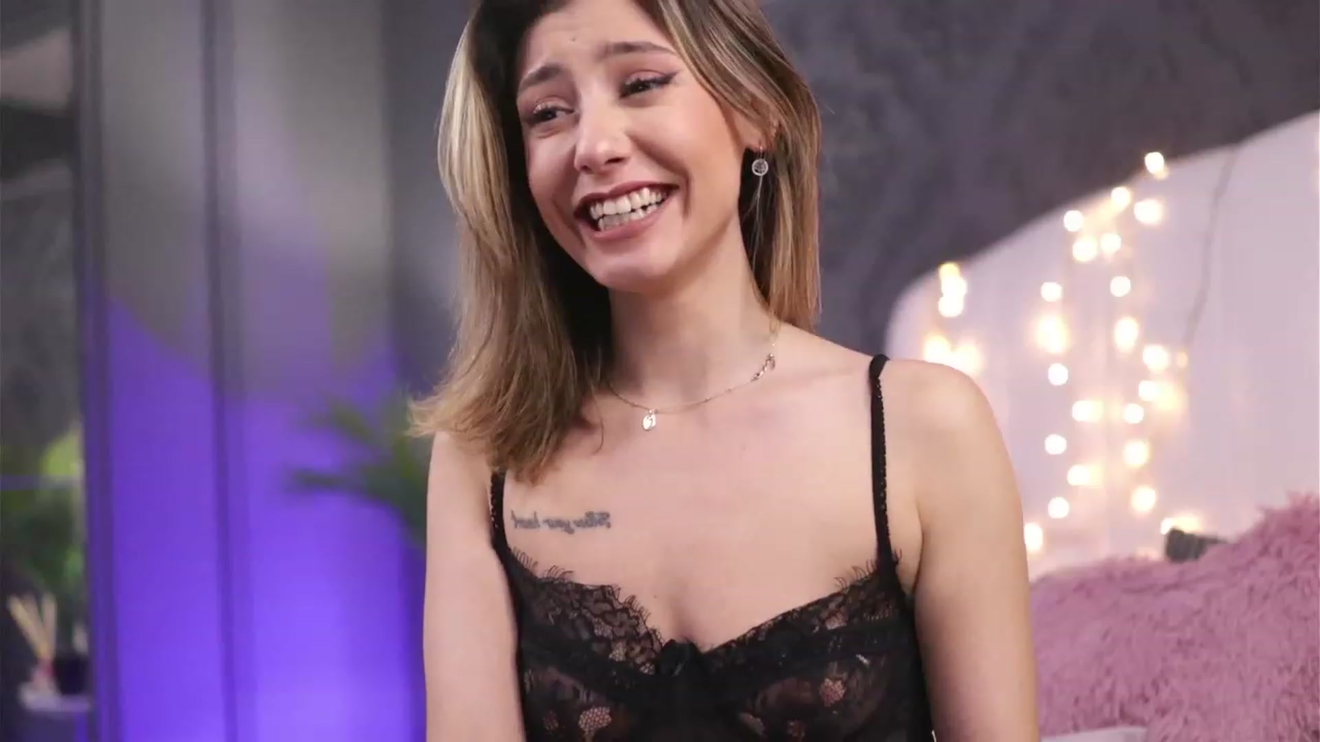 Gallery image thumbnail from Briannaa_wade's myfreecams stream on, 02/22/2023, 13:23 image 8 of 20