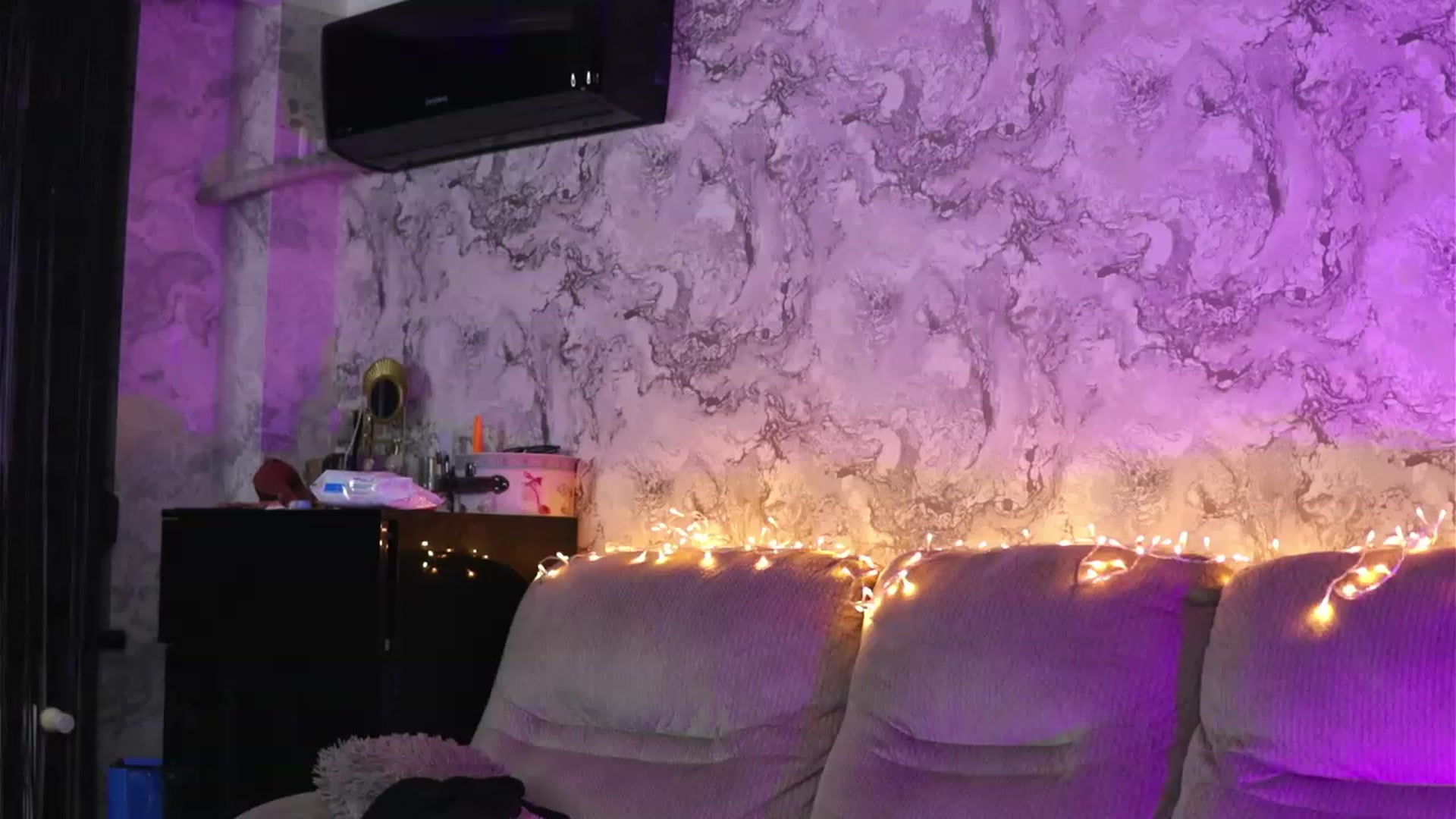 Gallery image thumbnail from Briannaa_wade's myfreecams stream on, 04/03/2023, 17:46 image 8 of 20