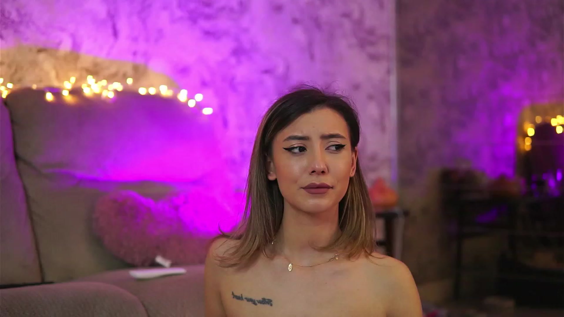 Gallery image thumbnail from Briannaa_wade's myfreecams stream on, 04/24/2023, 13:37 image 2 of 20
