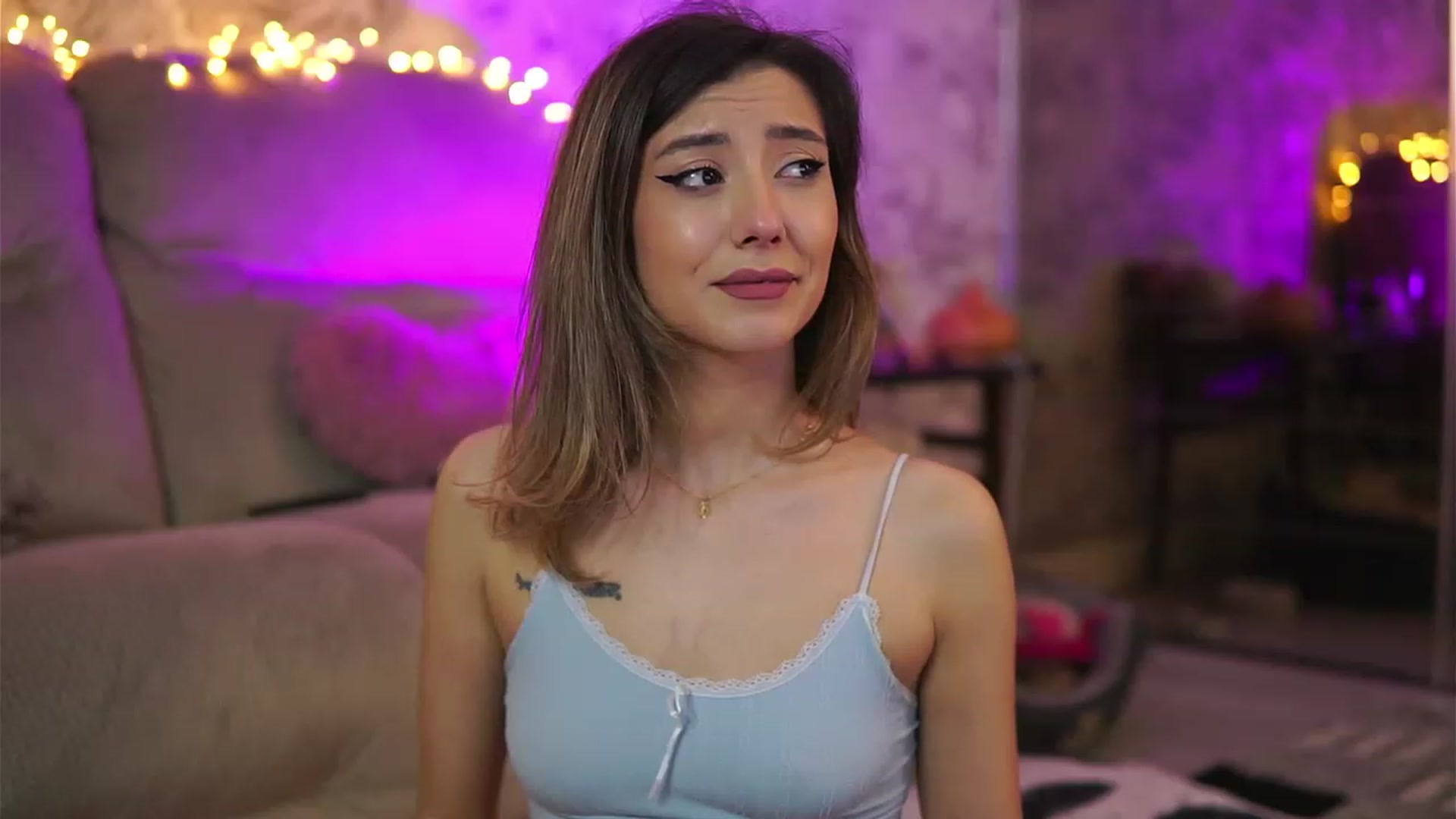 Gallery image thumbnail from Briannaa_wade's myfreecams stream on, 04/24/2023, 13:37 image 19 of 20
