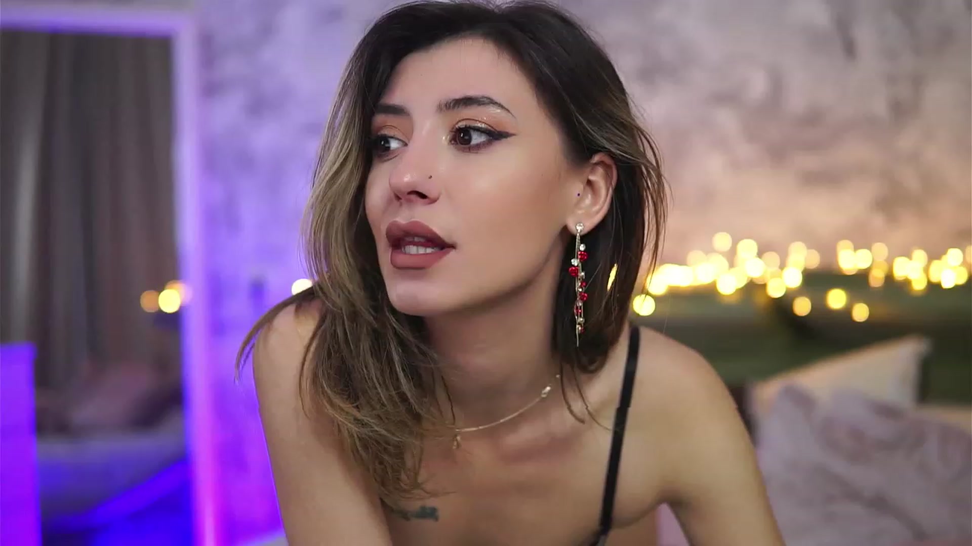 Gallery image thumbnail from Briannaa_wade's myfreecams stream on, 05/14/2023, 15:28 image 17 of 20
